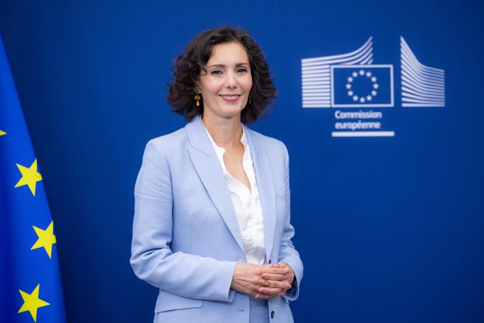 Commissioner's photo