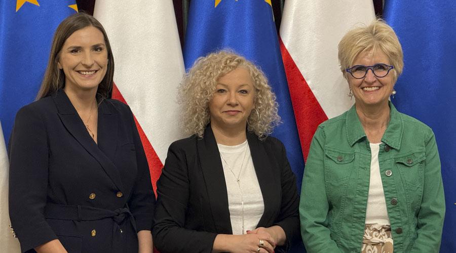 Magdalena Sobkowiak-Czarnecka, Undersecretary of State, Minister of Equality Katarzyna Kotula and Carlien Scheele, Director of the European Institute for Gender Equality